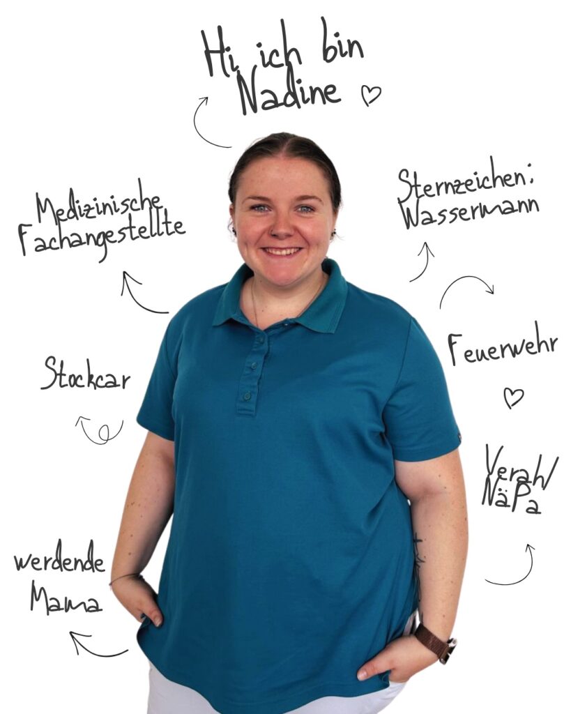 Nadine Rimbach, umgeben von handgeschriebenen Stichworten: Medizinische Fachangestellte, Sternzeichen: Wassermann, Feuerwehr, Stockcar, Verah/NäPa, werdende Mama